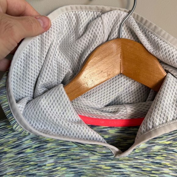 Helly Hansen Women's Performance Pullover Hoodie Abstract Melange Size Medium - Picture 3 of 14